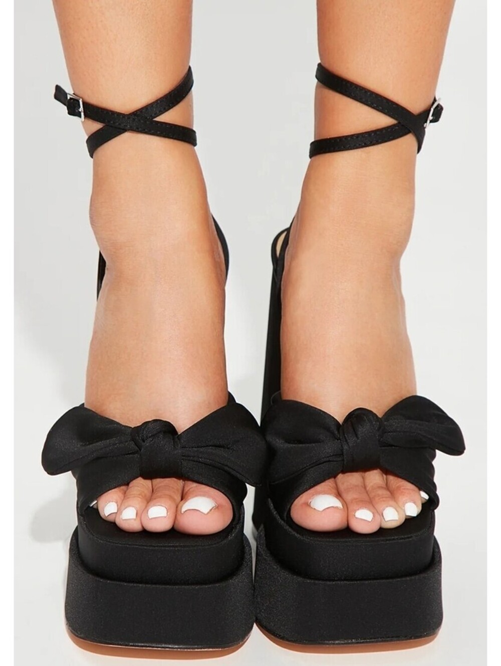 FASHION NOVA Find Your Love  Women's Platform Heels Block Black Sz. 11 NEW
